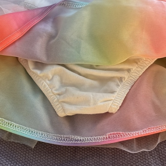 🌈 Rainbow Tutu by Garanimals - size 6-9M​​​​​ - Picture 4 of 4